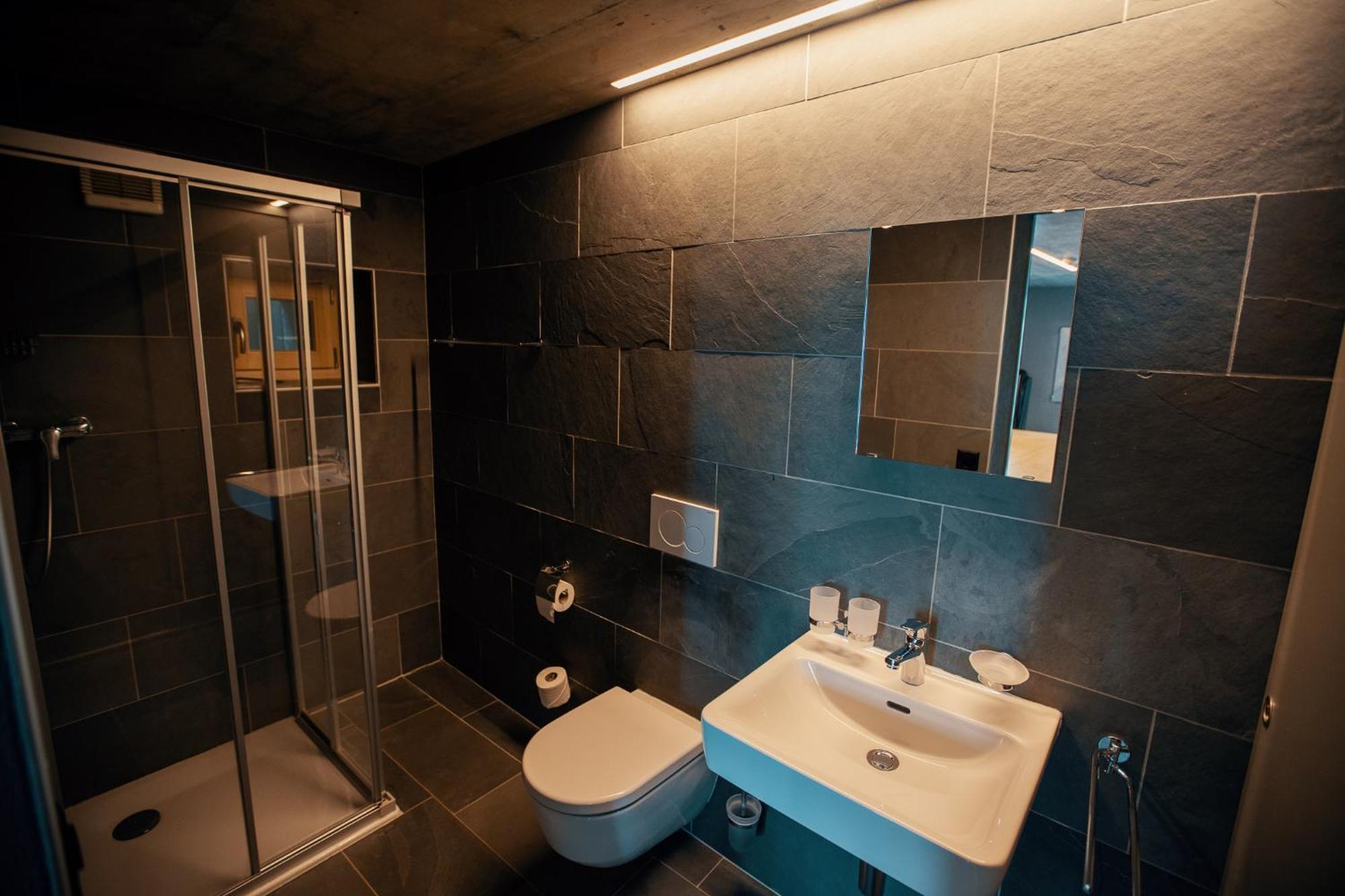 Le Mayen De Colombire Hotel